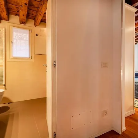 Ca' Bruna San Trovaso Apartment