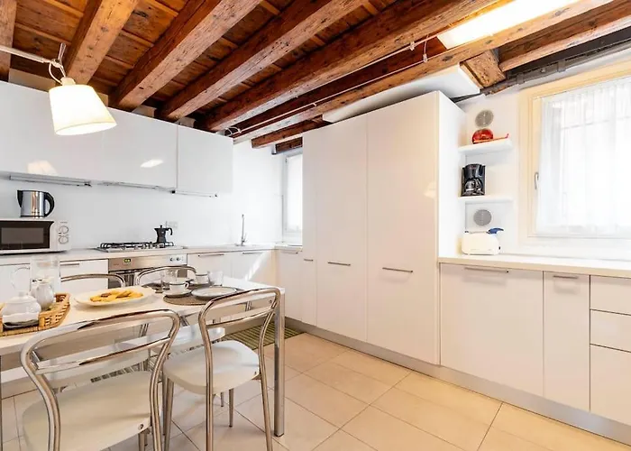 Ca' Bruna San Trovaso Apartment