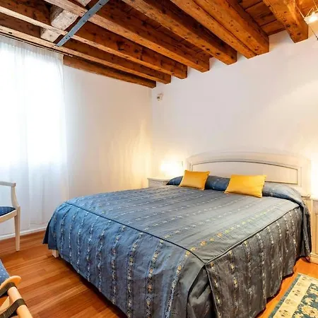 Ca' Bruna San Trovaso Venetië